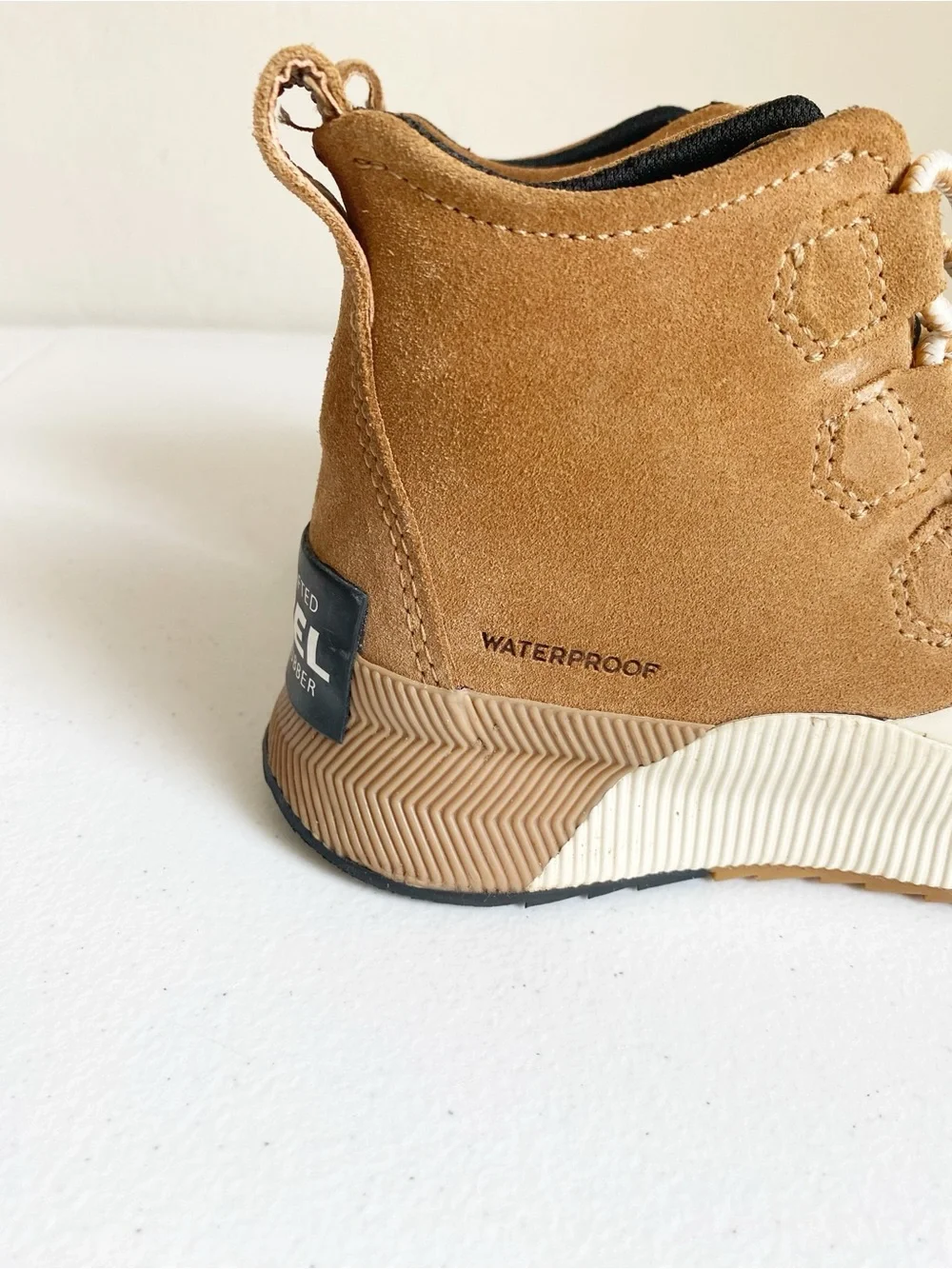 Sorel Kids’ Out N About Classic Waterproof Boots Camel-Brown Size 2